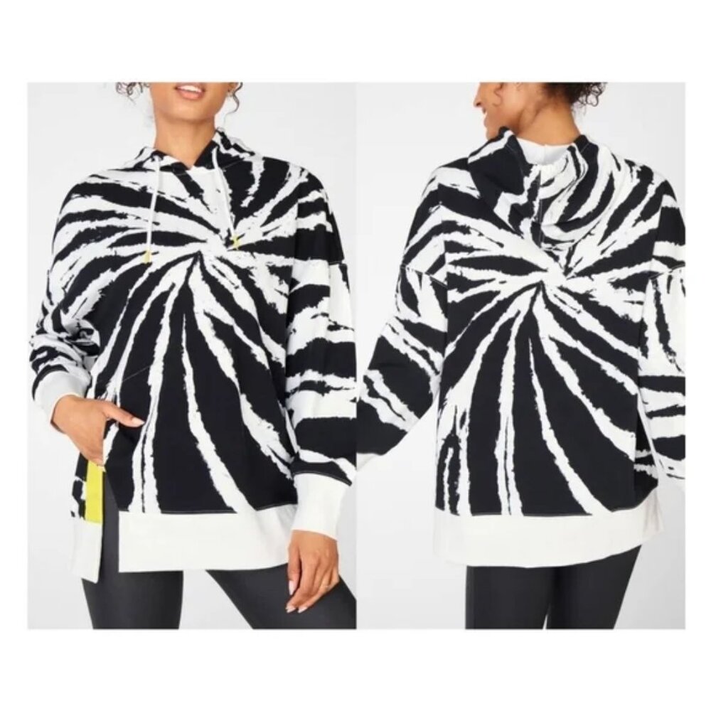 Fabletics NWOT black/white Jasmine side slit Hoodie sweatshirt pullover, sz M